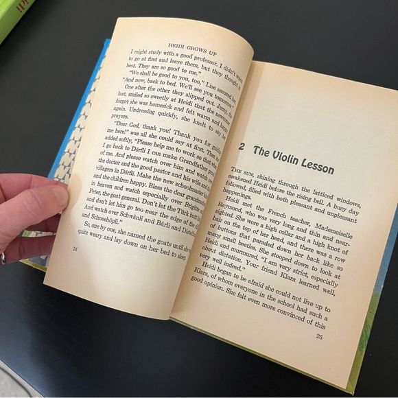 Vintage 1970’s Heidi | Heidi Grows Up - Classic Children’s Books - Picture 11 of 13